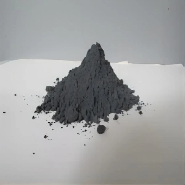 Ultrafine titanium powder